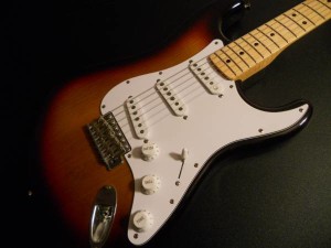 Fender JAPAN ST68-TX ストラトキャスター